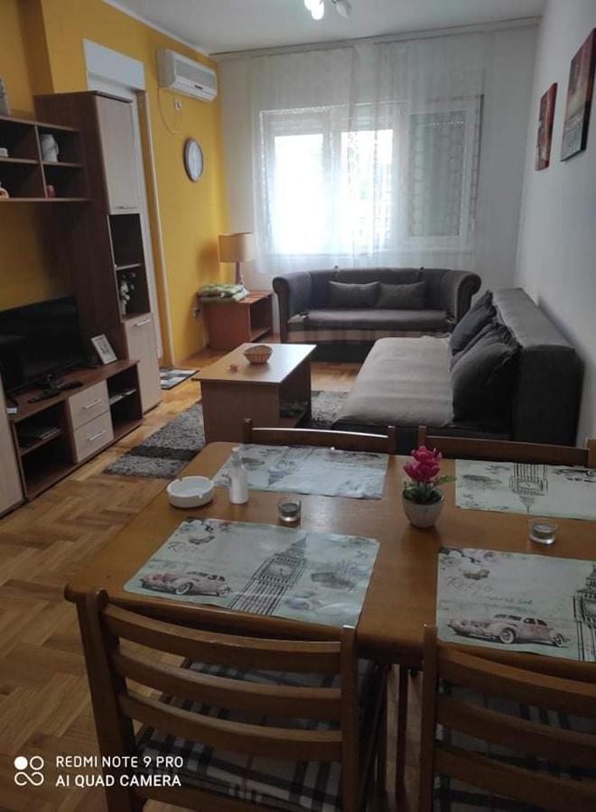 Apartman Marina Sa Garazom Novi Sad Extérieur photo