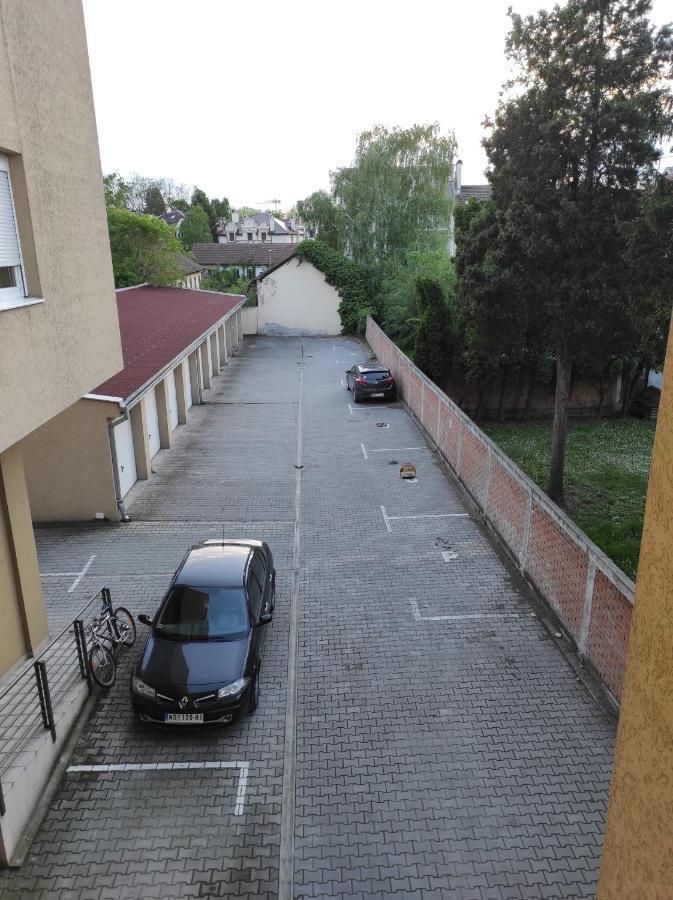 Apartman Marina Sa Garazom Novi Sad Extérieur photo