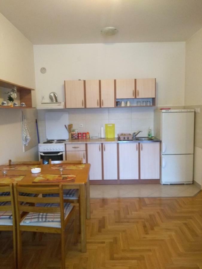 Apartman Marina Sa Garazom Novi Sad Extérieur photo