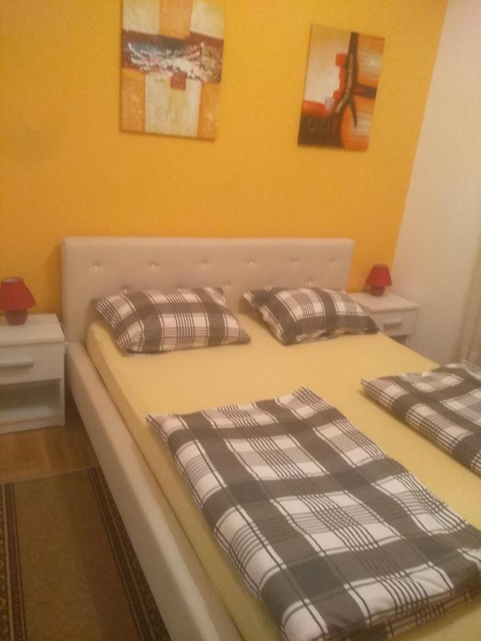 Apartman Marina Sa Garazom Novi Sad Extérieur photo